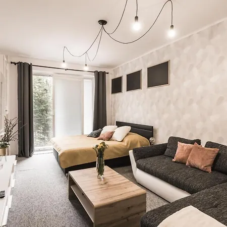 Flexihome Sk - Tolsteho - Free Parking On The Street - 2 Bedrooms Kosice Exterior photo