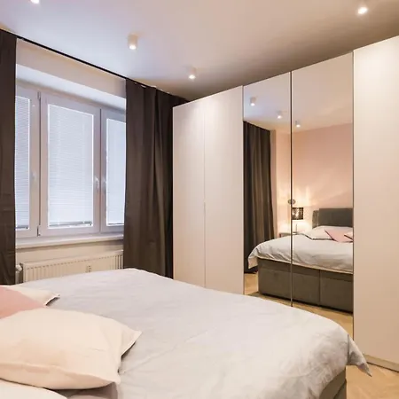 Flexihome Sk - Tolsteho - Free Parking On The Street - 2 Bedrooms Kosice Exterior photo