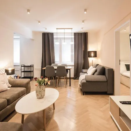 Flexihome Sk - Tolsteho - Free Parking On The Street - 2 Bedrooms Kosice Exterior photo