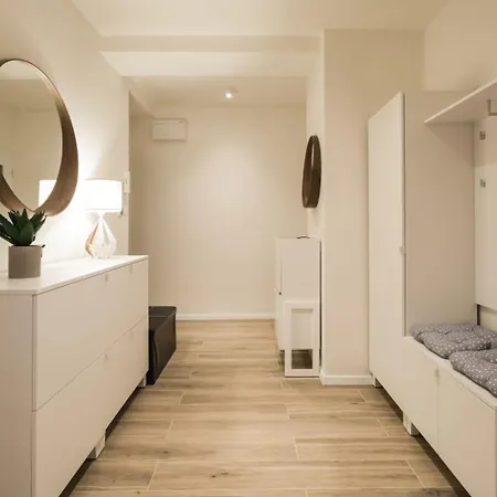 Flexihome Sk - Tolsteho - Free Parking On The Street - 2 Bedrooms Kosice Room photo