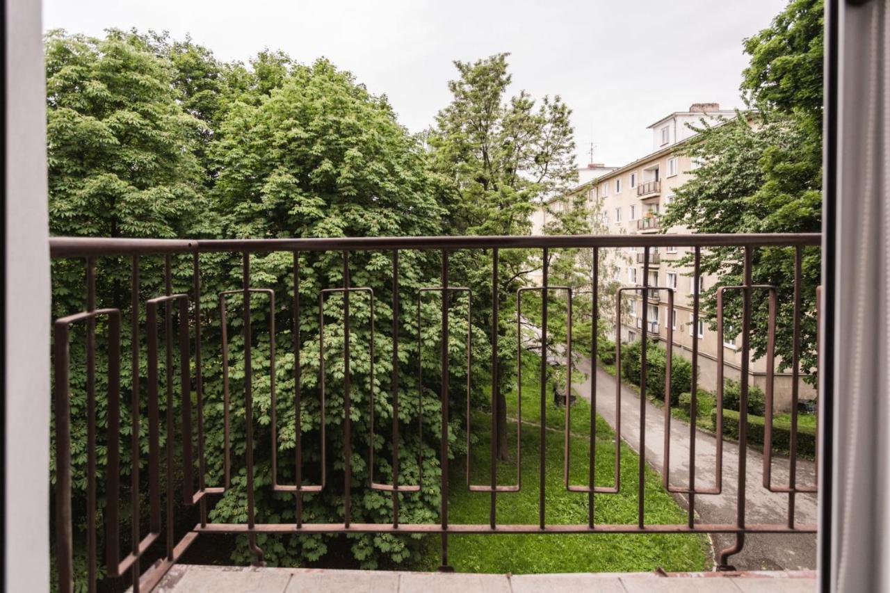 Flexihome Sk - Tolsteho - Free Parking On The Street - 2 Bedrooms Apartment *