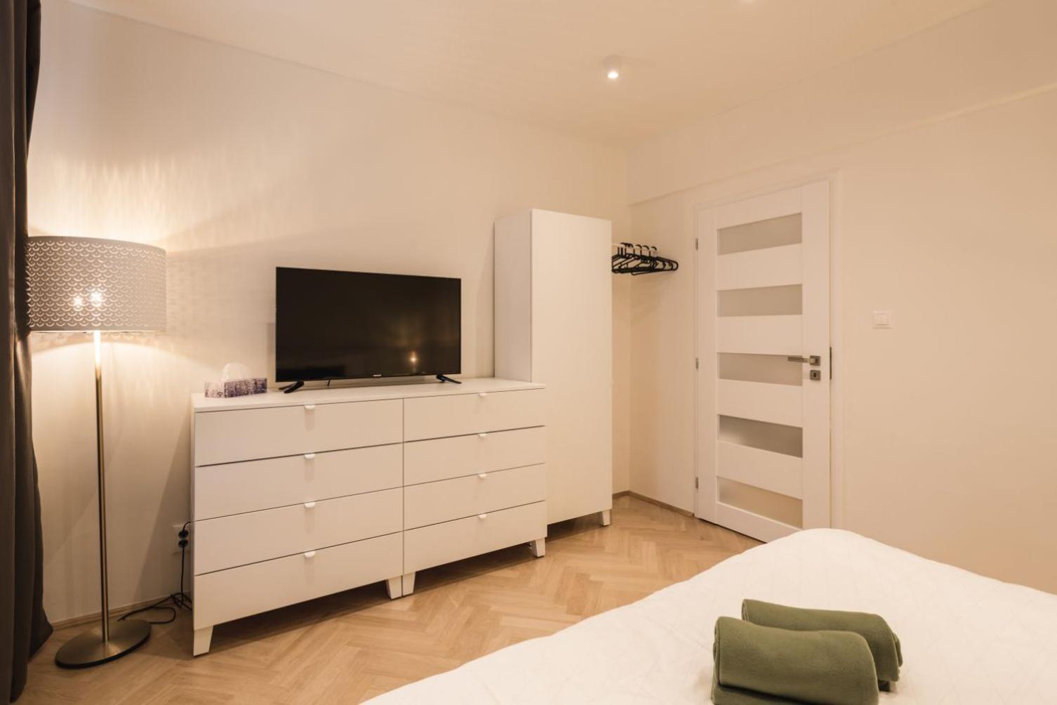 Apartment Flexihome Sk - Tolsteho - Free Parking On The Street - 2 Bedrooms Kosice